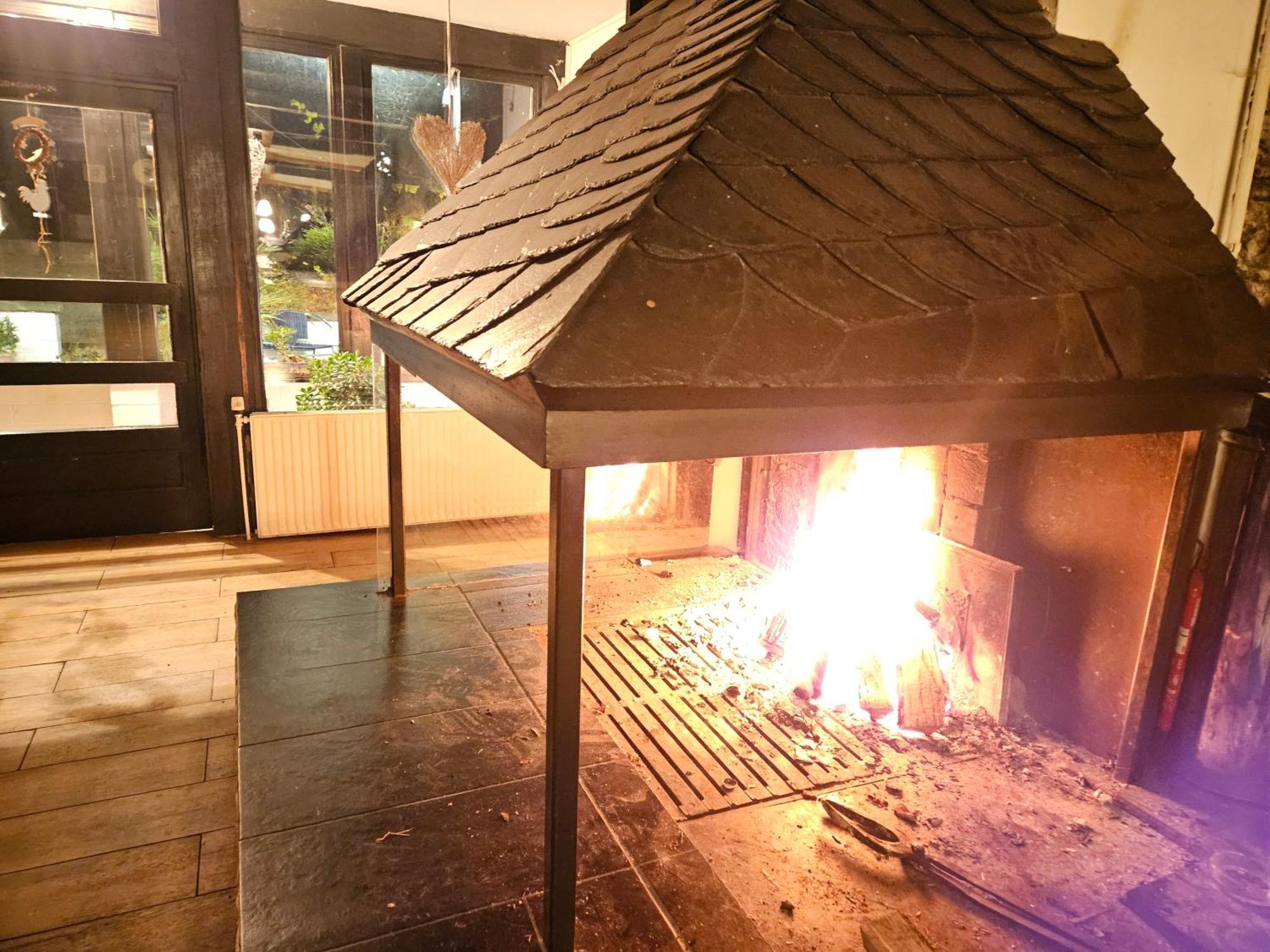 Hotel Zur Schmiede Heiningen Buitenkant foto