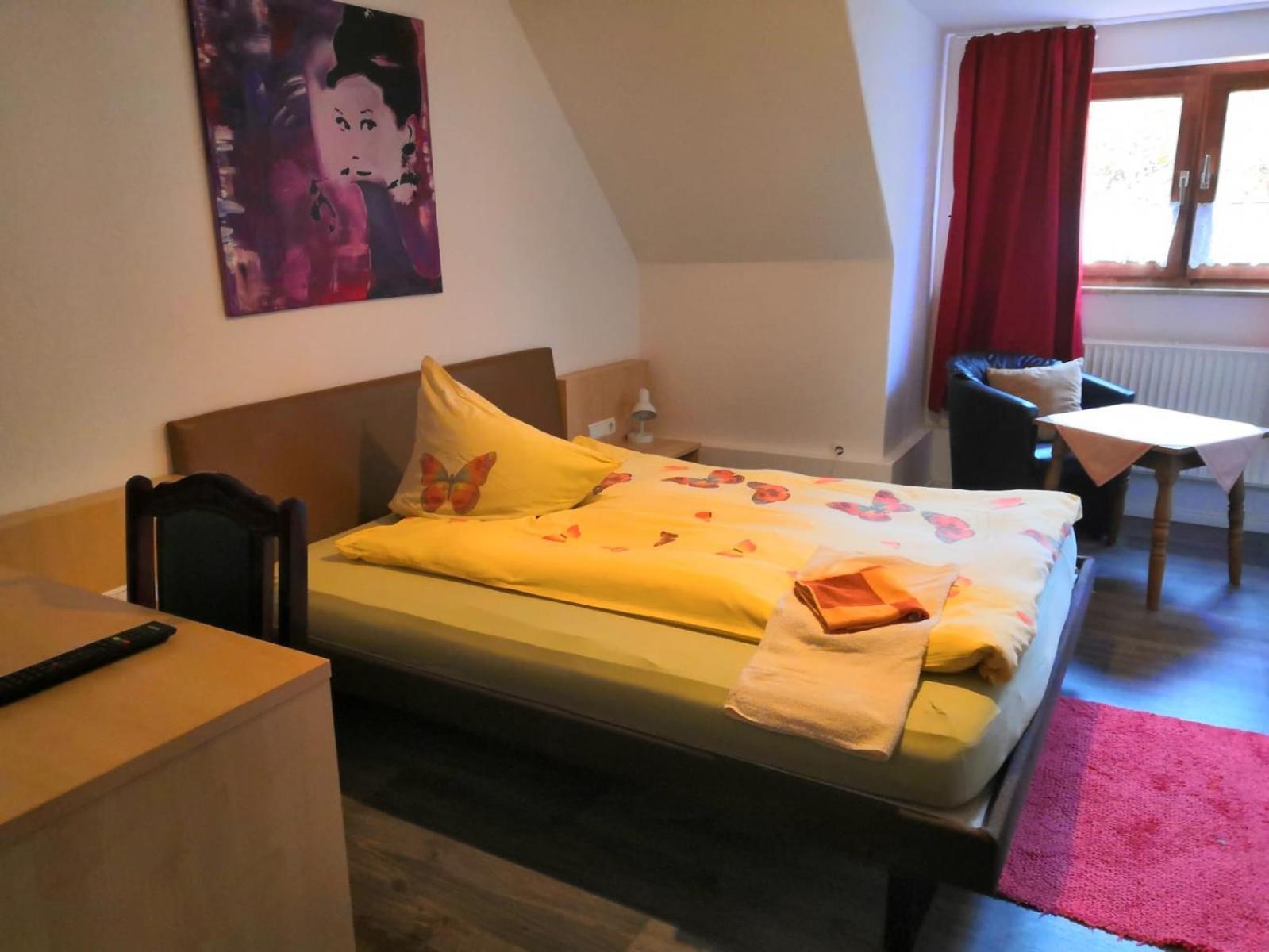 Hotel Zur Schmiede Heiningen Buitenkant foto